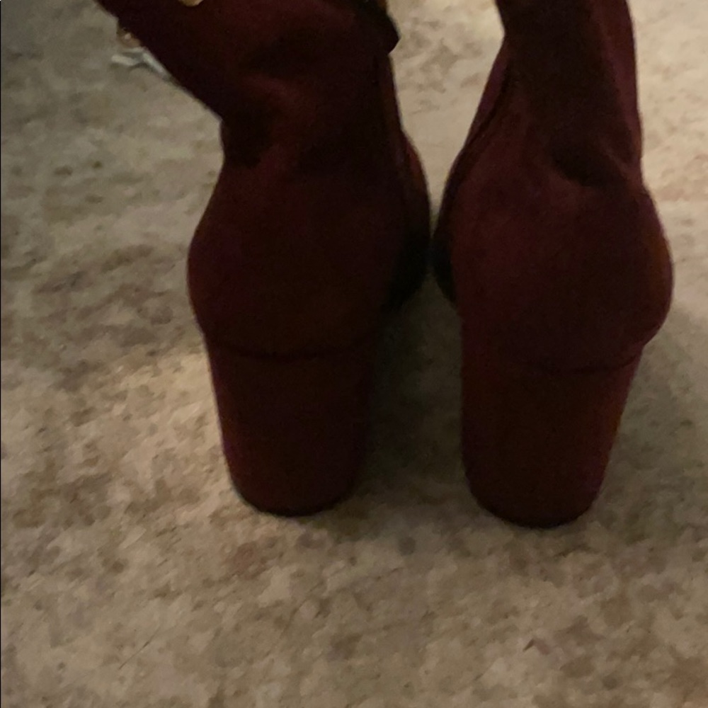Red suede bootie heels - Picture 4 of 5
